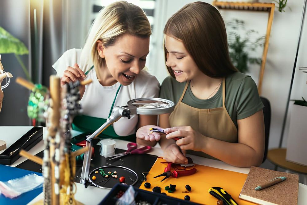 Mother and daughter creating jewelry together during a Frijja jewelry-making class